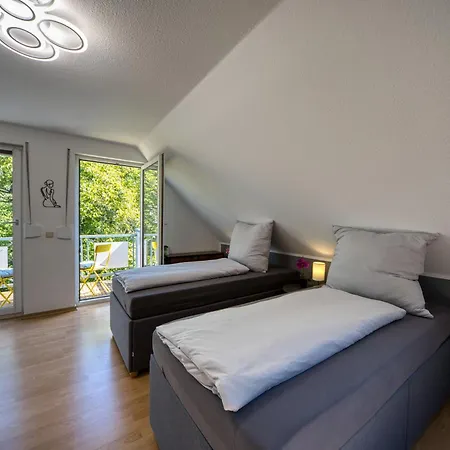 Daire Dresdenstay 3 Schlafzimmer 2 Baeder Balkon Kamin Ps4