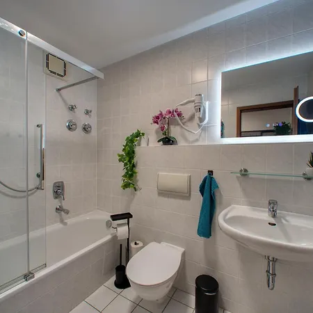 Dresdenstay Gompitzer Strasse Balkon Kamin Ps4 Parkplatz