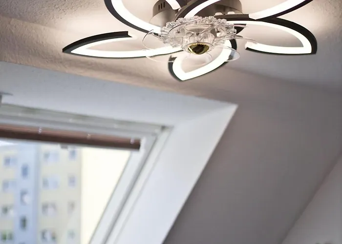 Dresdenstay 3 Schlafzimmer 2 Baeder Balkon Kamin Ps4